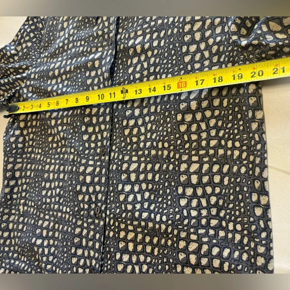 Vintage 90s 100%‎ Silk Crocodile Animal Print Top, Medium